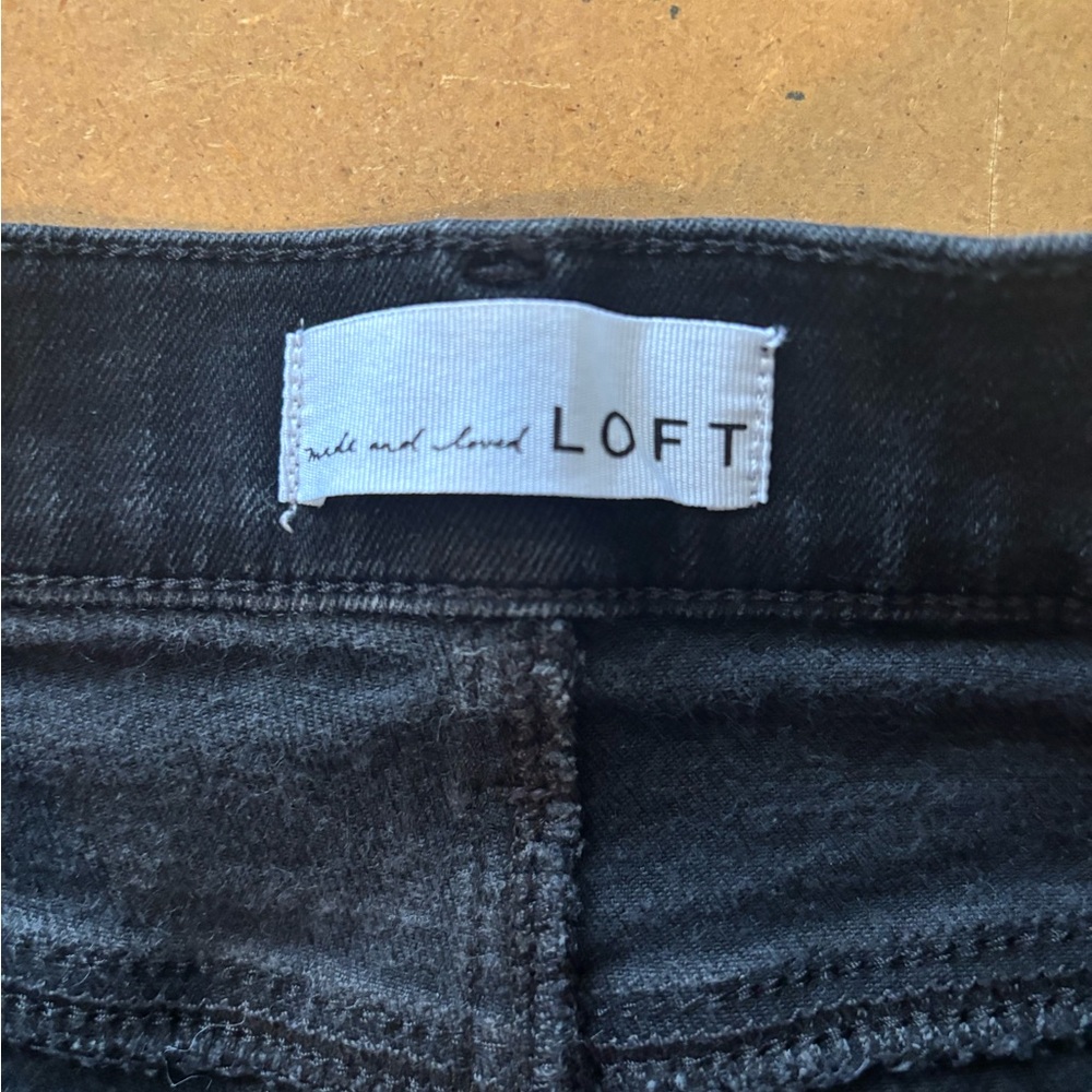 3/$20 LOFT Black High Rise Skinny Jeans - Picture 3 of 4
